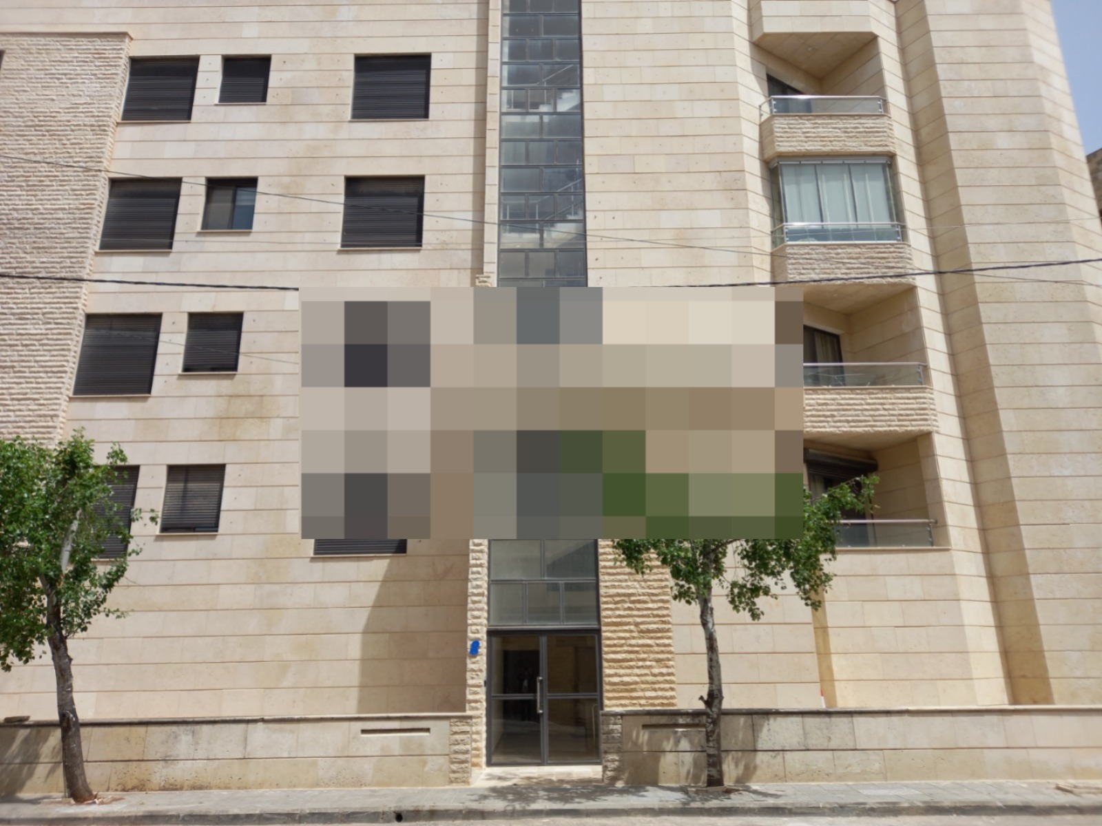 An apartment in a prime location in the Seventh Circle, available for sale and rent. - Buy  in Amman